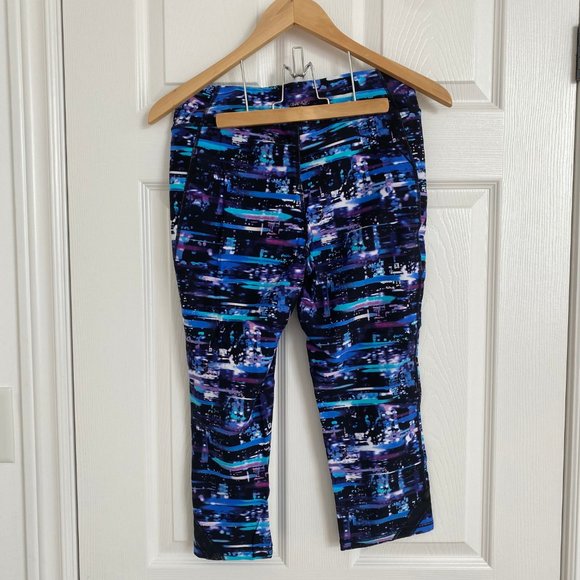 High Performance Calvin Klein Leggings ¾ Length - Picture 3 of 8